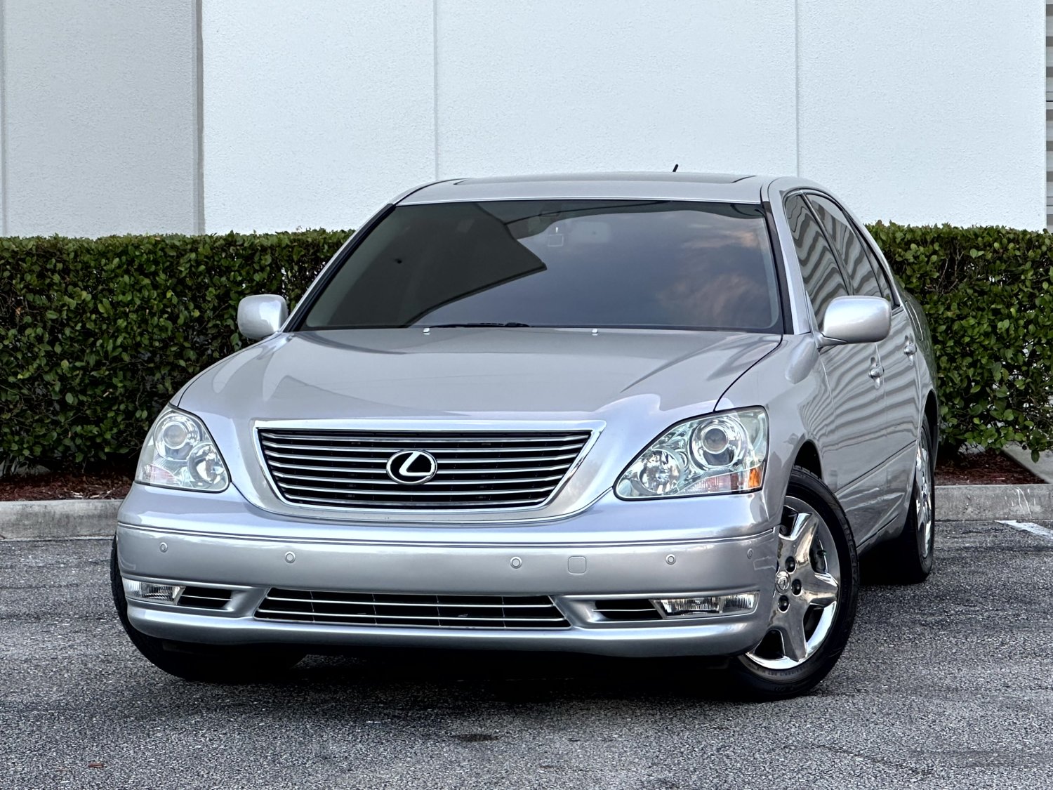 2004 LEXUS LS430 LUXURY