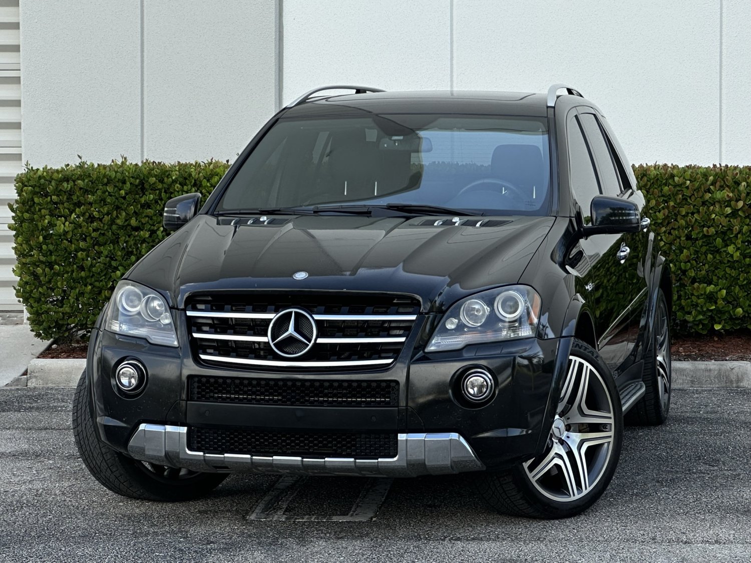 2011 MERCEDES ML63 AMG