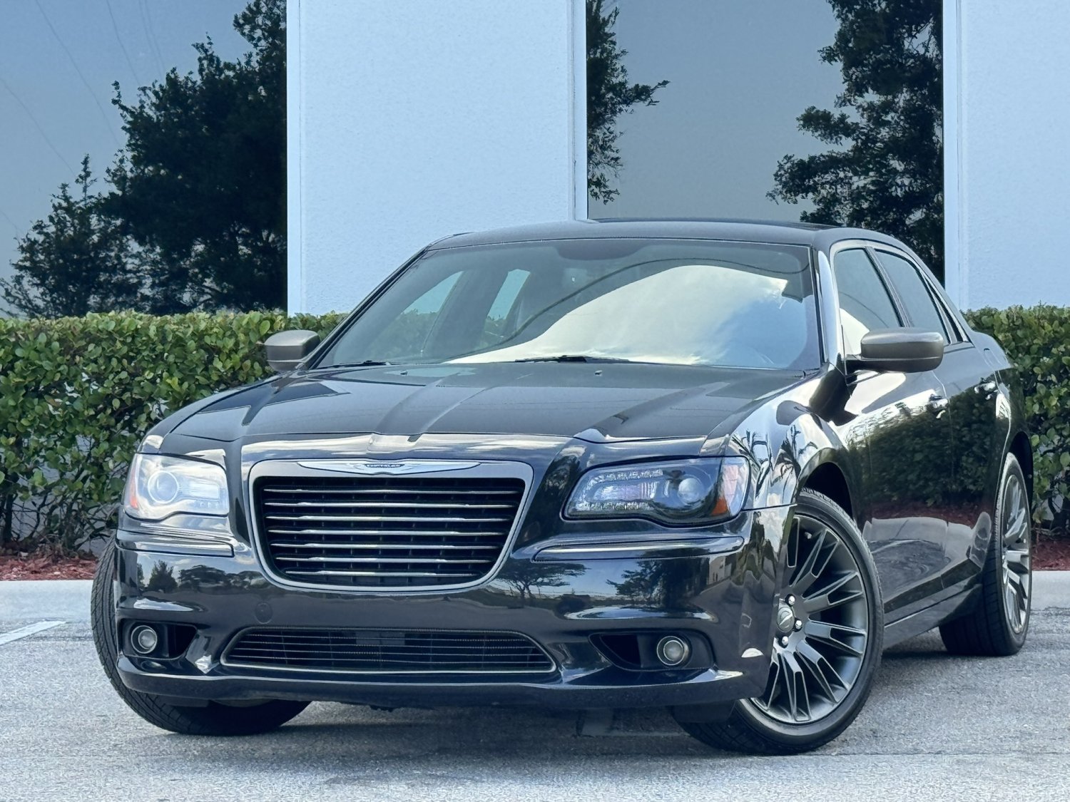 2013 CHRYSLER 300C JOHN VARVATOS EDITION